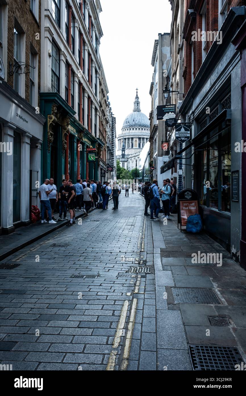 Streets of London – Urban Life e City Vibes Foto Stock