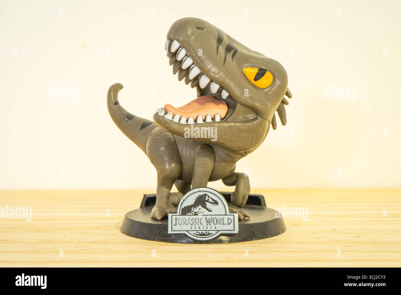 Giocattoli di dinosauro in miniatura, del Jurassic Park. San Paolo, Brasile. 23 agosto 2025. Foto Stock