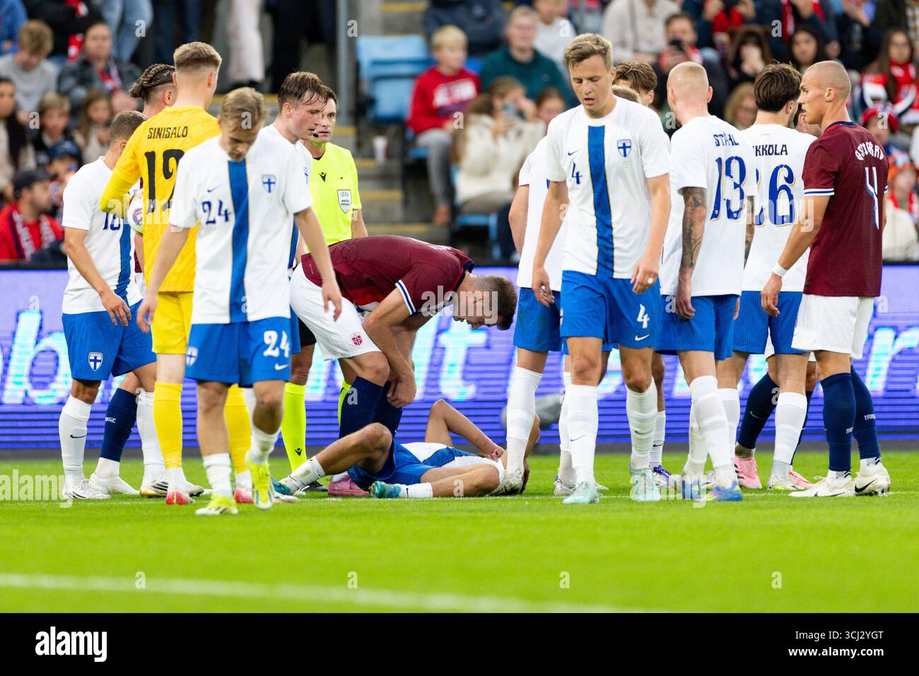 Oslo, Norvegia. 4 settembre 2025. I giocatori di Finlandia e Norvegia combattono durante l'amichevole internazionale tra Norvegia e Finlandia allo stadio Ullevaal di Oslo, Norvegia. Credito: SPP Sport Press Photo. /Alamy Live News Foto Stock