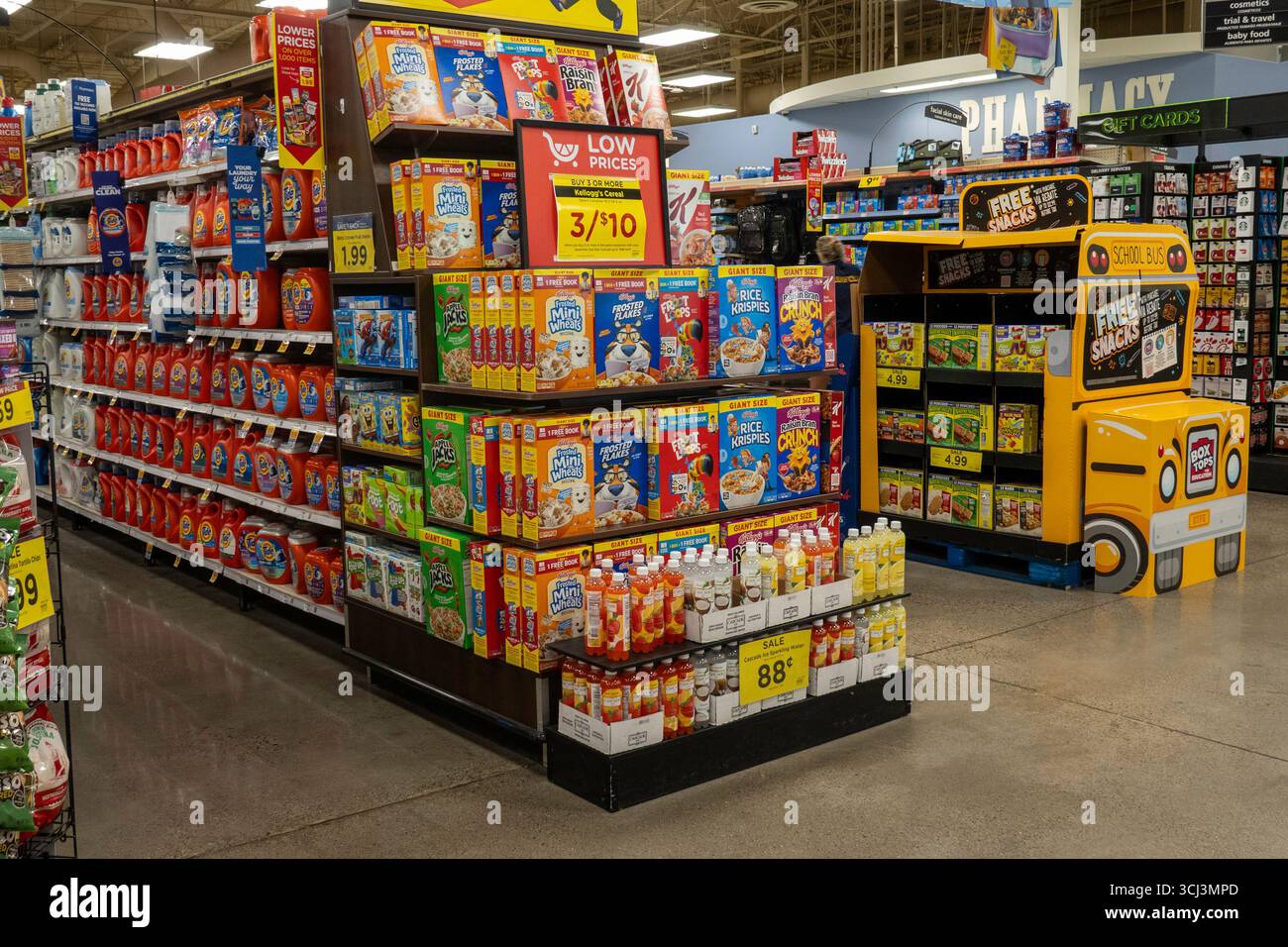 Smith's Food and Drug Store, ora di proprietà di Kroger Company, è una catena di supermercati regionale di grande rilevanza, Great Falls, Montana, USA 2025 Foto Stock