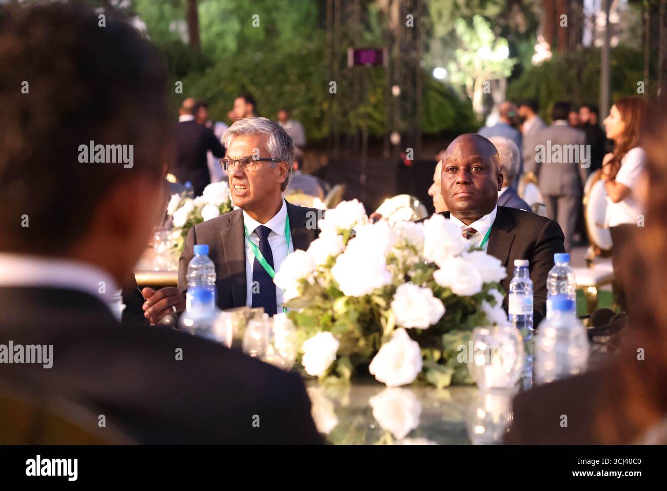 Damasco, Siria. 4 settembre 2025. Il presidente siriano Ahmed al-Sharaa ha inaugurato il Fondo di sviluppo siriano durante una cerimonia alla Cittadella di Damasco, cui hanno partecipato alti funzionari e ambasciatori stranieri. (Credit Image: © Mohmmad Bashir Aldaher/ZUMA Press Wire) SOLO PER USO EDITORIALE! Non per USO commerciale! Foto Stock