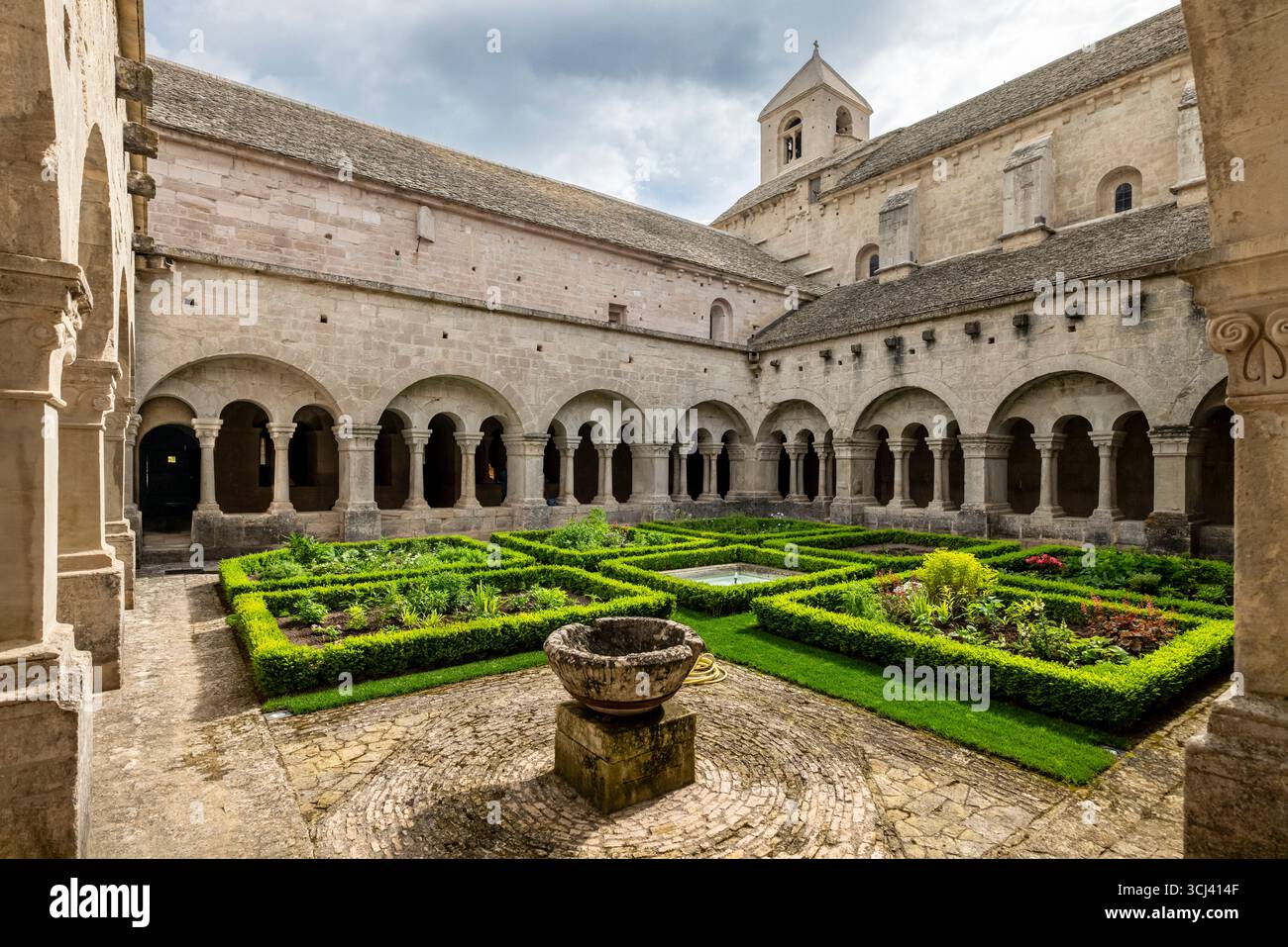 SENANQUE ABBAZIA CISTERCENSE (1148) PROVENZA FRANCIA Foto Stock
