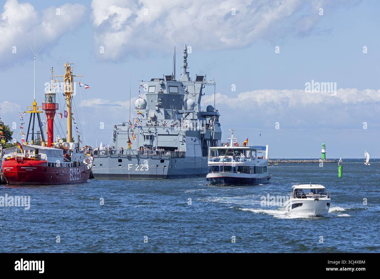 Fregata Renania settentrionale-Vestfalia, barche, Hanse-Sail, Unterwarnow, Warnemuende, Rostock, Meclemburgo-Vorpommern, Germania Foto Stock