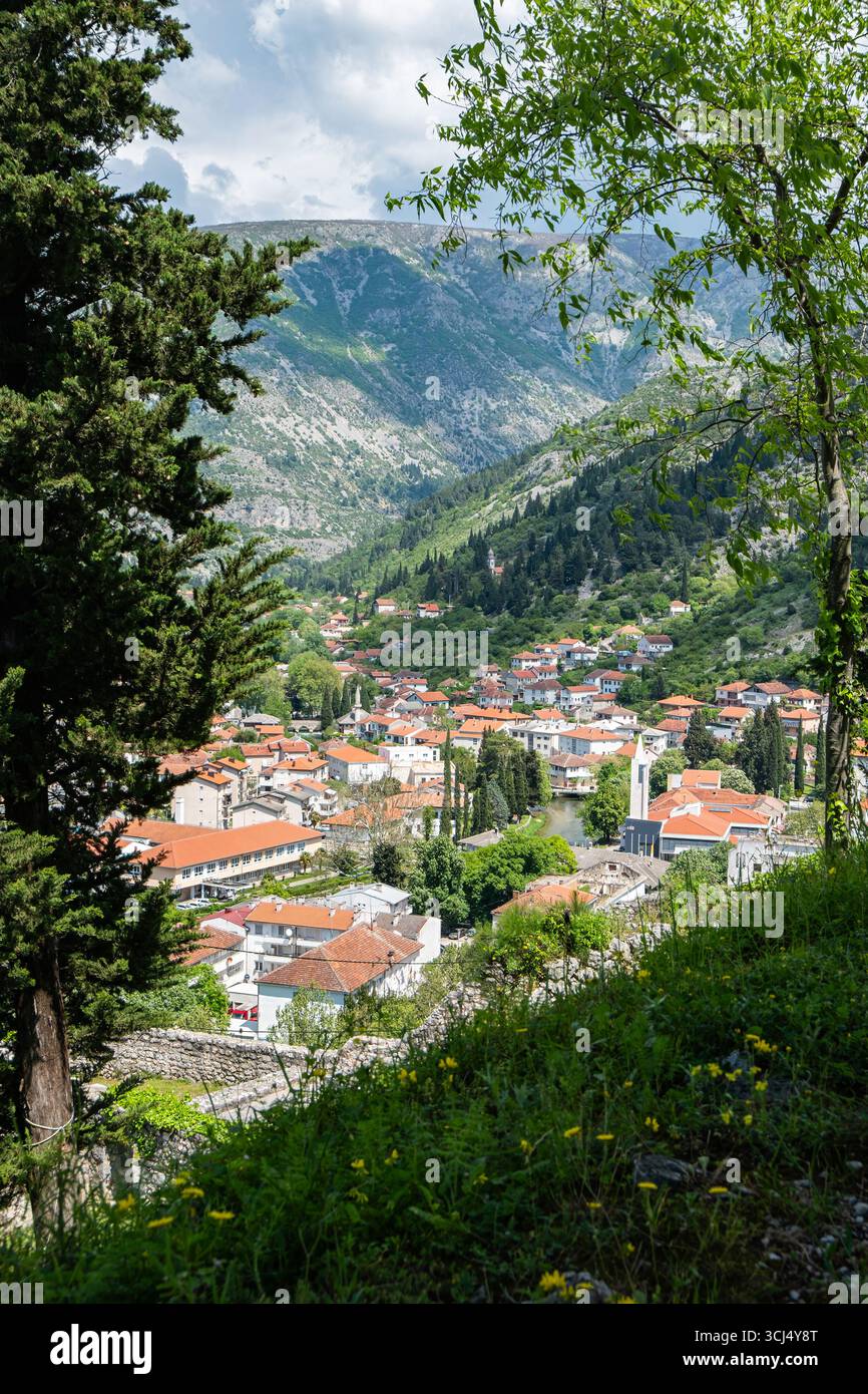 Una vista panoramica di Stolac in Bosnia ed Erzegovina Foto Stock