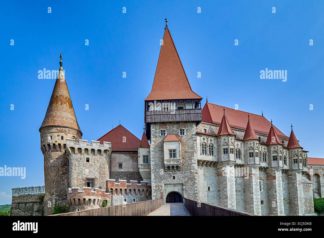 Il castello di Corvin, noto anche come castello di Hunyadi o castello di Hunedoara, è un castello gotico-rinascimentale in Romania, Hungedoara, Romania, Europa Foto Stock