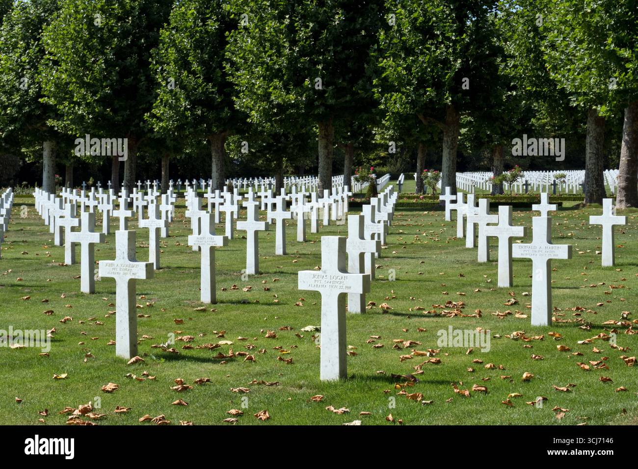 Il cimitero americano Oise-Aisne, vicino a Fère-en-Tardenois, in Francia, contiene tombe di soldati americani morti durante la prima guerra mondiale. Foto Stock