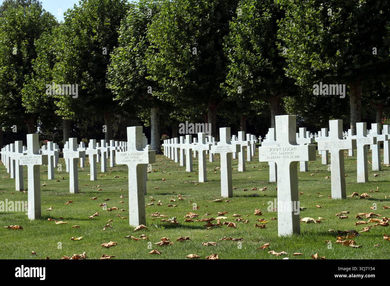 Il cimitero americano Oise-Aisne, vicino a Fère-en-Tardenois, in Francia, contiene tombe di soldati americani morti durante la prima guerra mondiale. Foto Stock