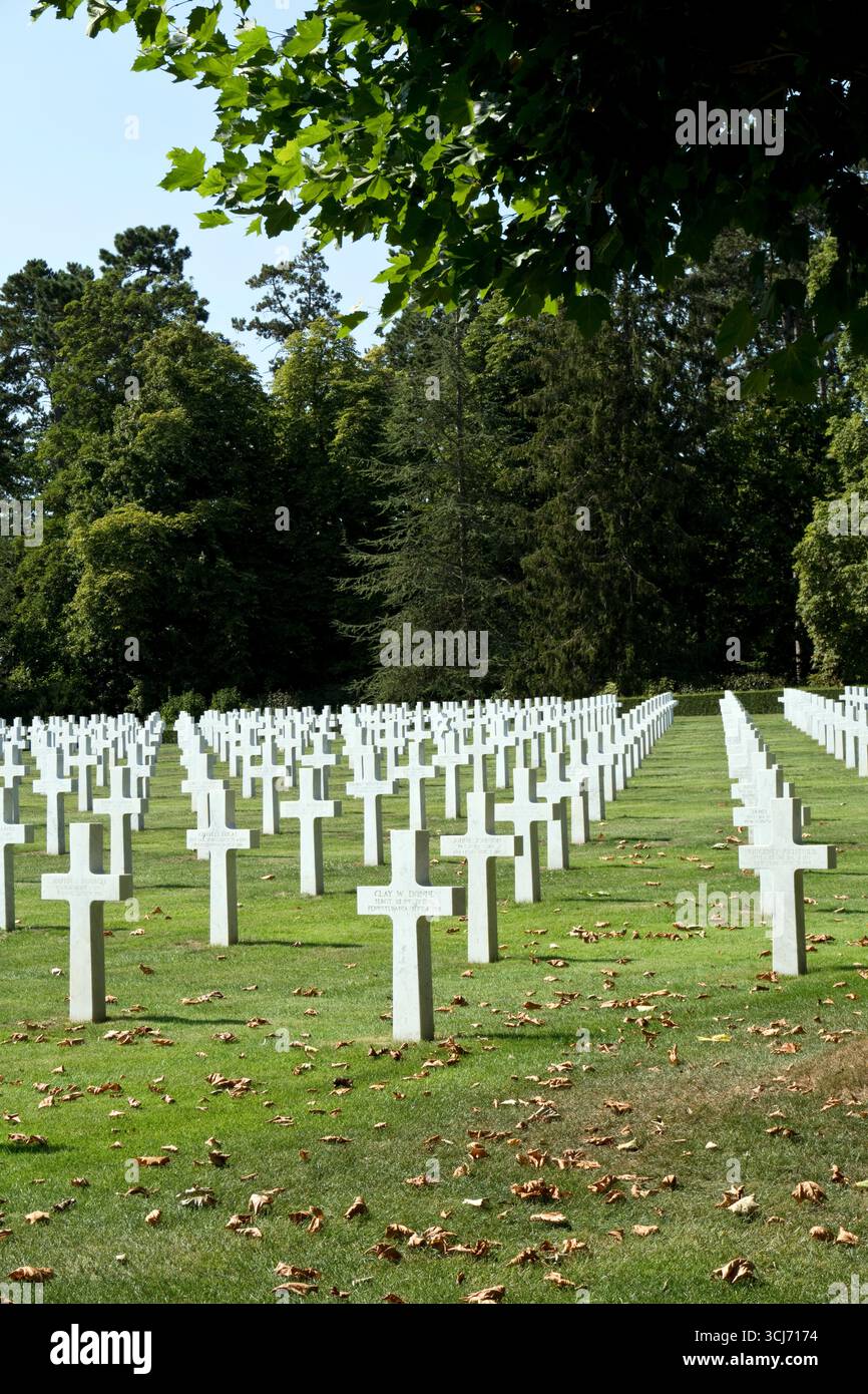 Il cimitero americano Oise-Aisne, vicino a Fère-en-Tardenois, in Francia, contiene tombe di soldati americani morti durante la prima guerra mondiale. Foto Stock