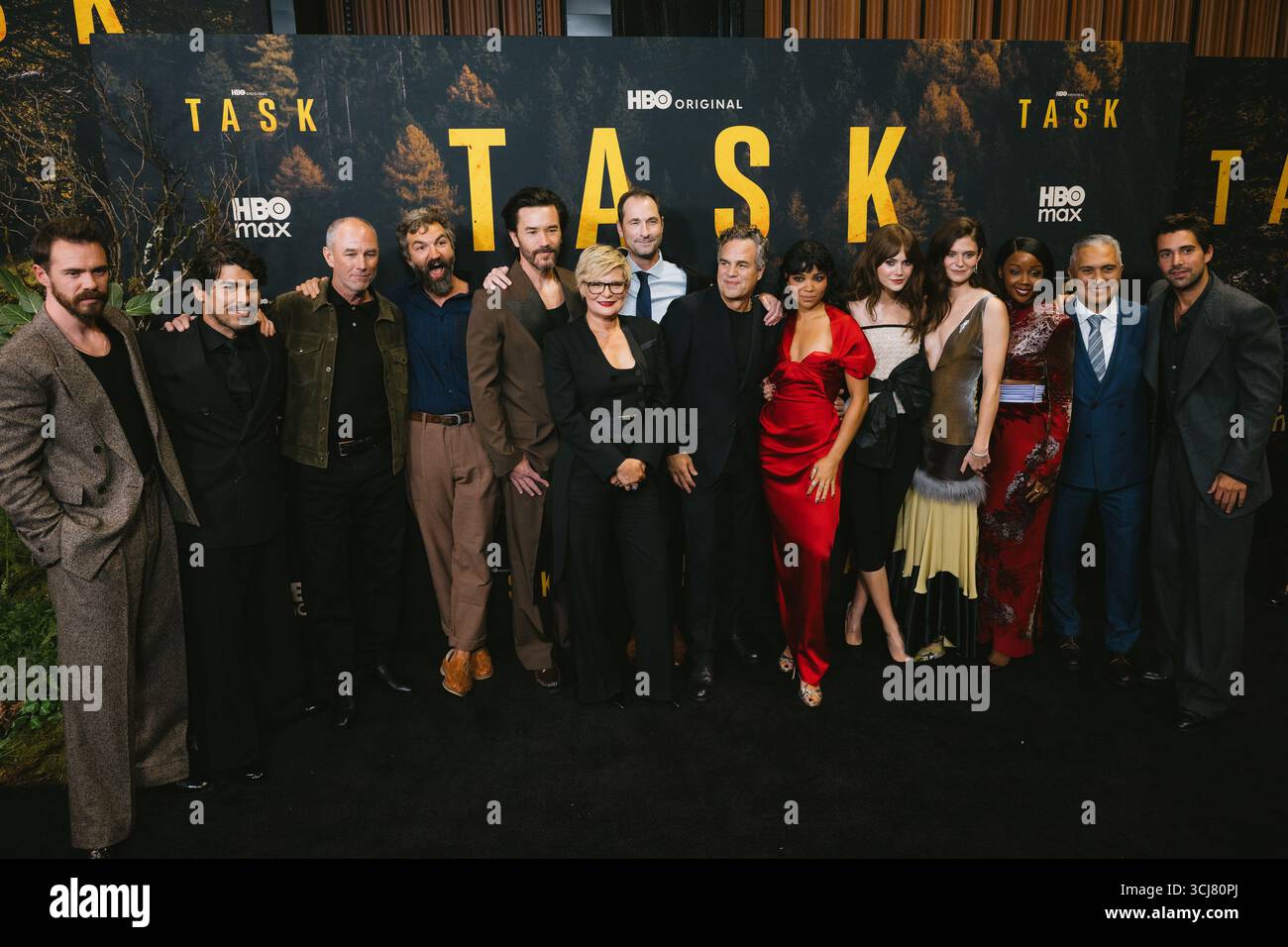 4 settembre 2025, New York, NY, Stati Uniti: Task Cast partecipa alla serie HBO Max 'Task'. Si tiene al Perelman Performing Arts Center di New York. Dinara Khairova/Photo Image Press/Zuma Press 4 settembre 2025. (Credit Image: © Photo Image Press via ZUMA Press Wire) SOLO PER USO EDITORIALE! Non per USO commerciale! Foto Stock
