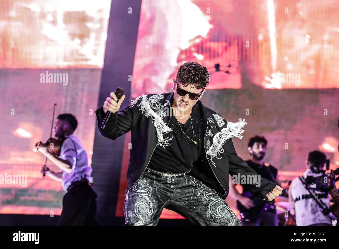 Ippodromo SNAI, Milano, Italia, 4 settembre 2025, Olly durante Olly - Concerto musicale Foto Stock