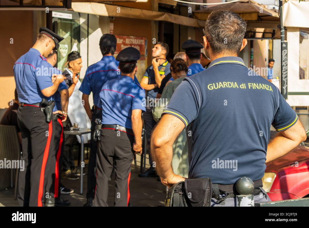 Polizia finanziaria, (guardia di finanza) Roma, Italia, 14-07-2025 Foto Stock