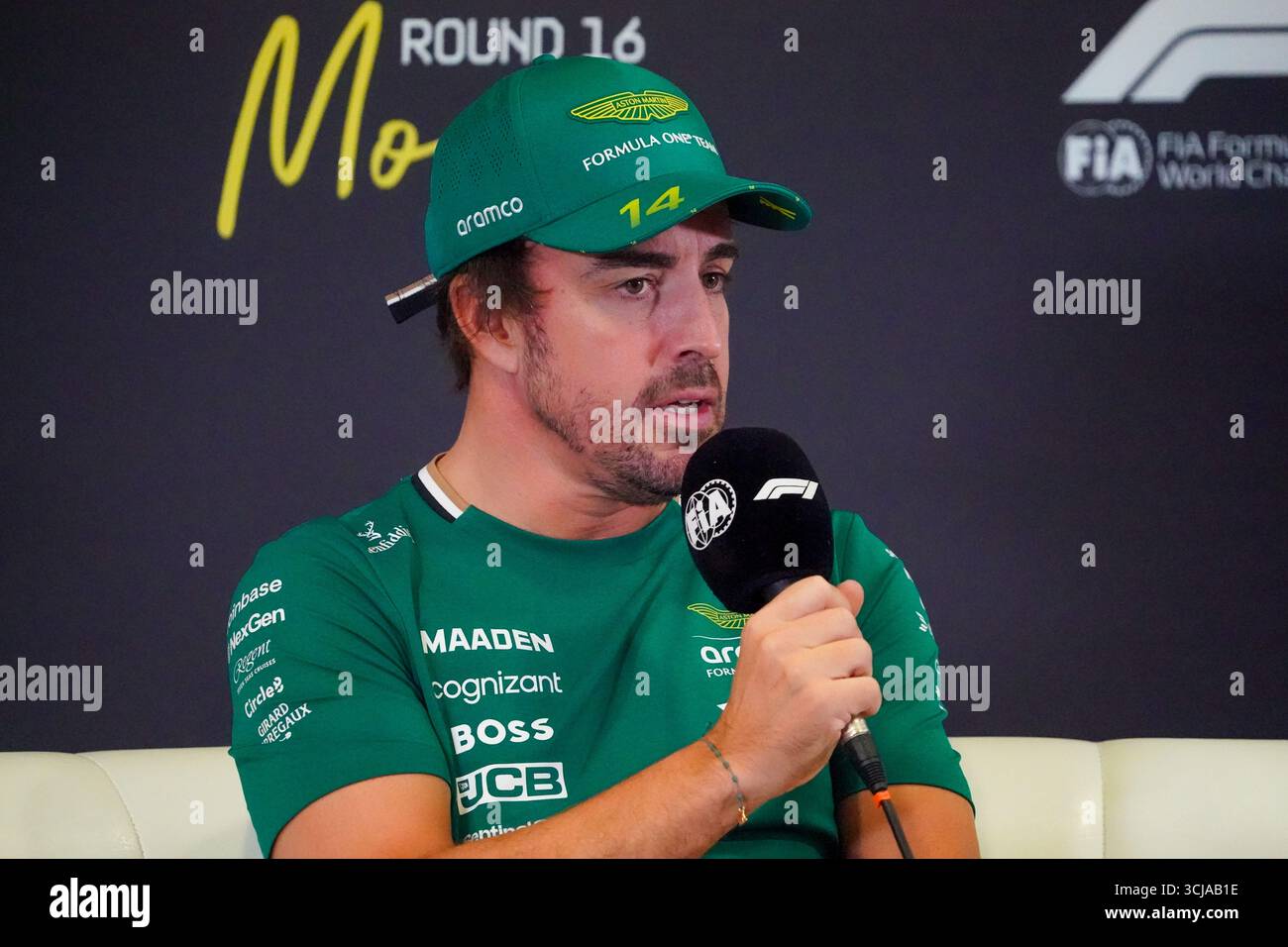 Fernando Alonso (ESP) - Aston Martin Aramco F1 Team - Aston Martin AMR25 - Mercedesdurante la Formula 1 Pirelli Gran Premio d'Italia 2025 sul circuito di Monza, Lombardia, Italia, dal 6 al 9 settembre 2025. 16° round del Campionato del mondo di Formula 1 FIA 2025. Foto Stock