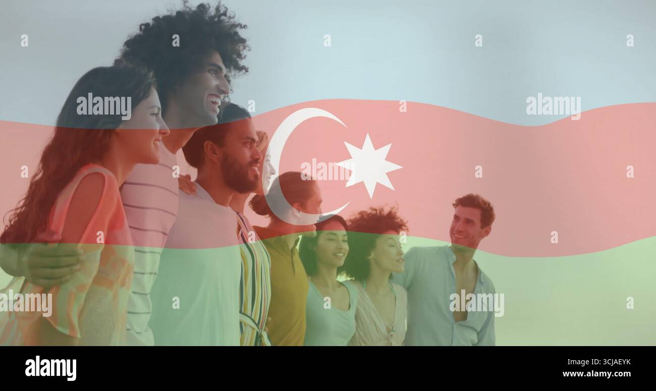 Collegamento di braccia e gruppo sorridente di otto adulti con la bandiera dell'Azerbaigian in studio Foto Stock