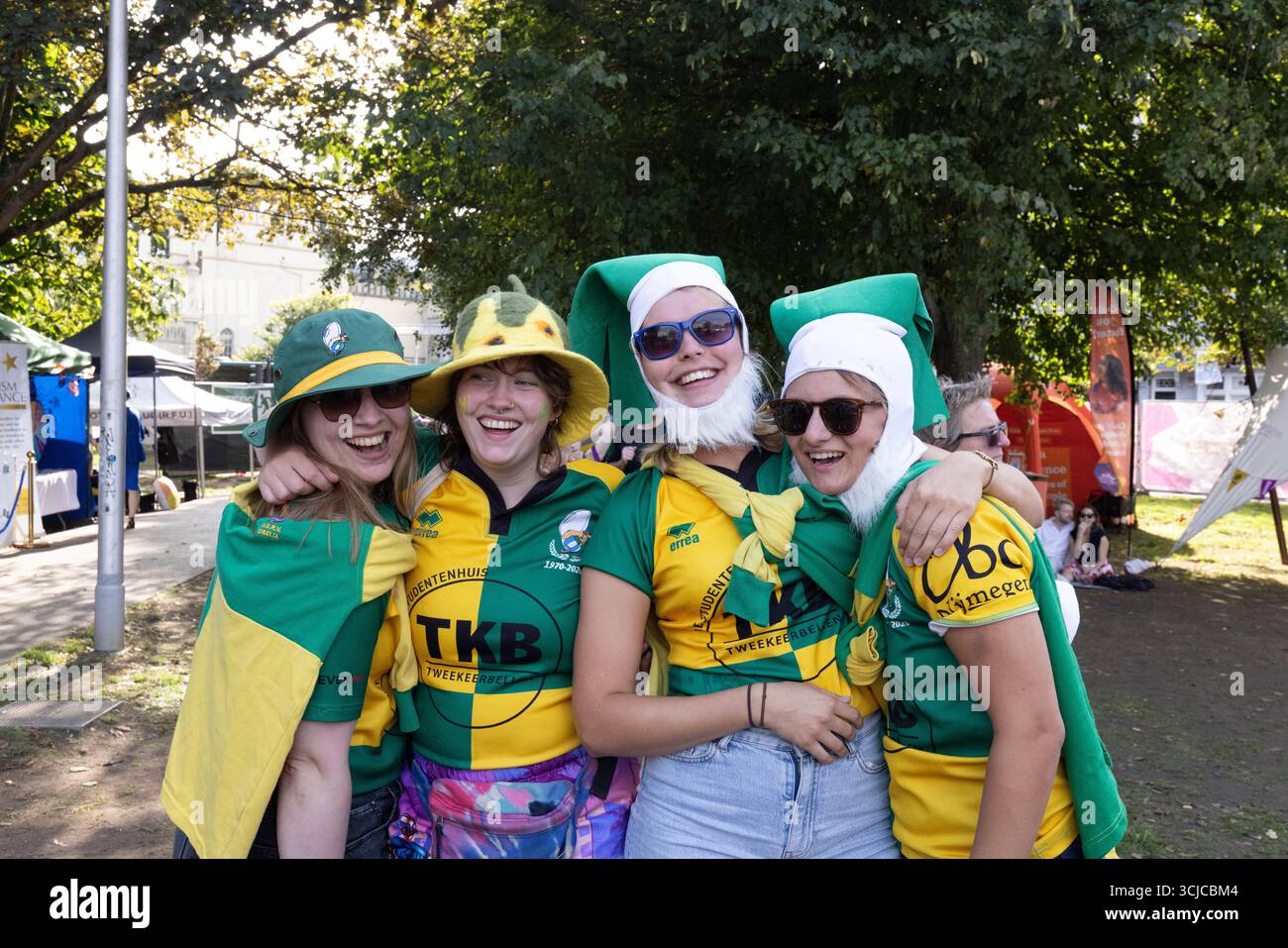 Victoria Gardens, città di Brighton & Hove, Regno Unito. Questo è il Fanzone per la Coppa del mondo di rugby femminile, Inghilterra contro Australia a Brighton. 6 settembre 2025. David Smith/Alamy Foto Stock
