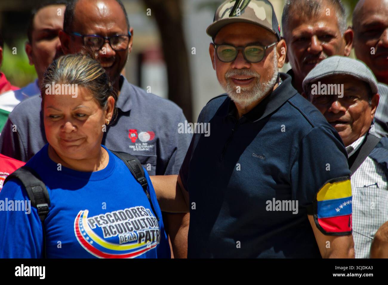 Maracaibo,Venezuela,07-09-2025.i sostenitori di Nicolás Maduro rispondono all'appello di arruolarsi per difendere il paese dagli Stati Uniti. Foto di: Jose Bula U Foto Stock