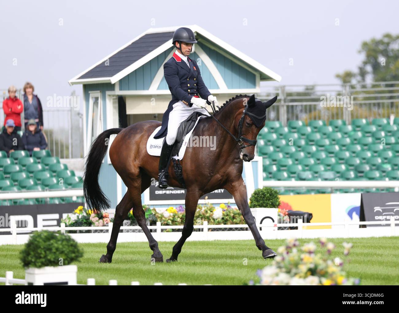 Stamford, Regno Unito. 4 settembre 2025. Harry Meade on et Hop du Matz gareggia nell'evento dressage al Defender Burghley Horse Trials a Stamford, Lincolnshire, il 4 settembre 2025. Crediti: Paul Marriott/Alamy Live News Foto Stock