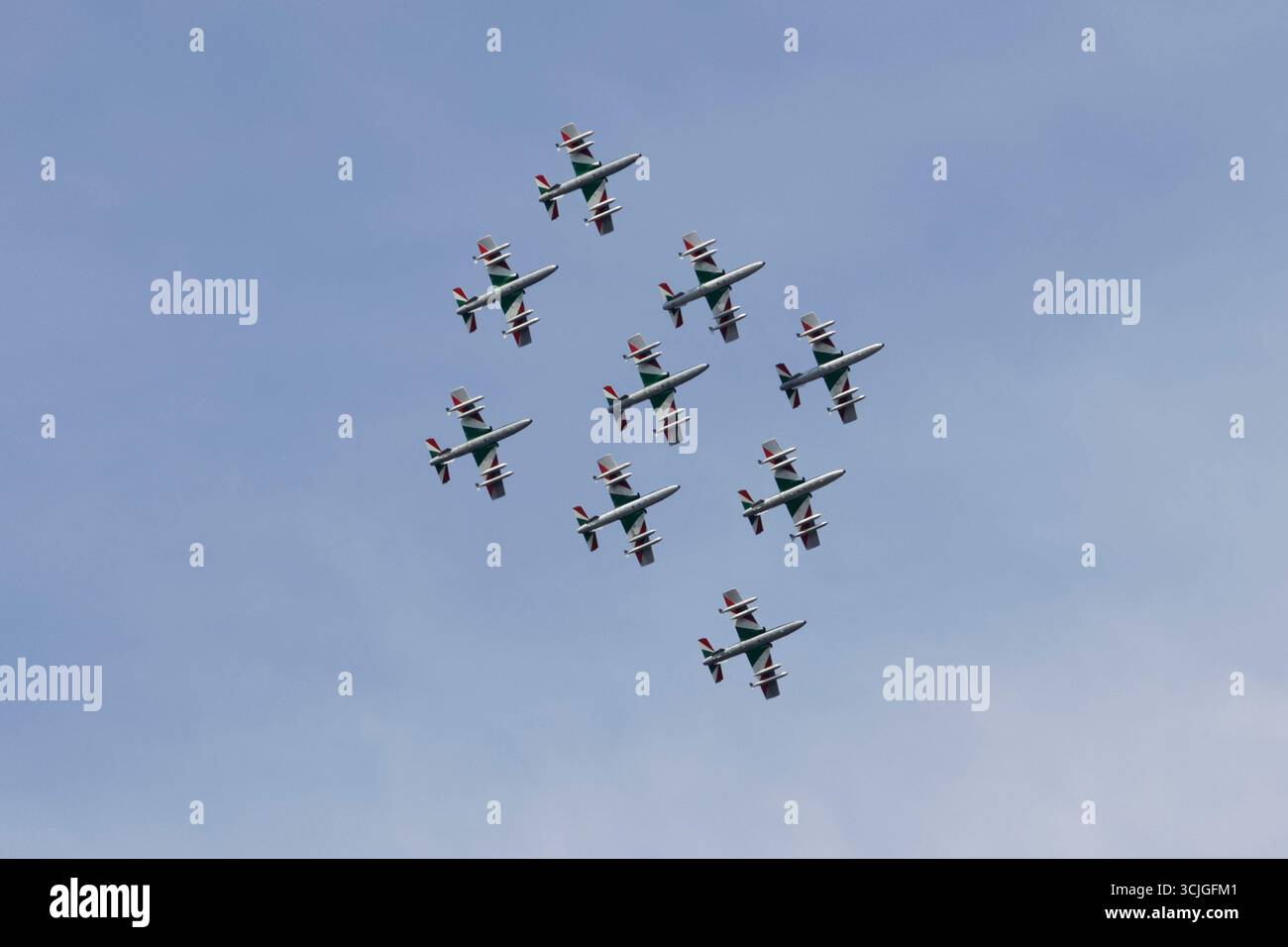 Monza, Italia. 7 settembre 2025. Le frecce Tricolori si vedono prima dell'inizio del Gran Premio di Formula 1 a Monza il 7 settembre 2025 a Milano. Crediti: Mairo Cinquetti/Alamy Live News Foto Stock