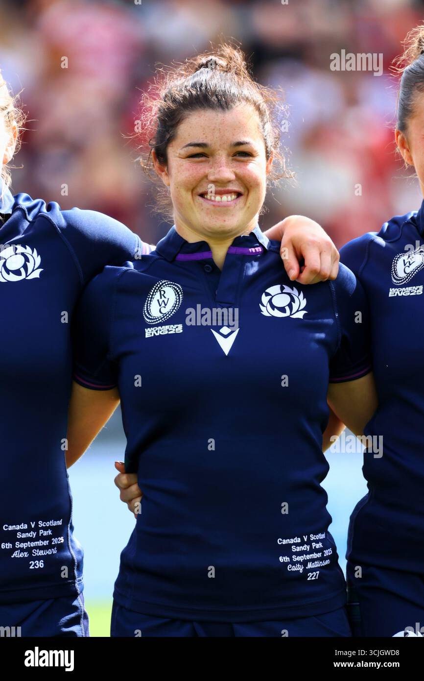 Exeter, Devon, Regno Unito. 6 settembre 2025. Women's Rugby World Cup Pool B: Canada contro Scozia a Sandy Park, Exeter. Nella foto: L'inno scozzese degli Unicorns 22 Caity Mattinson. Crediti: Nidpor/Alamy Live News Foto Stock
