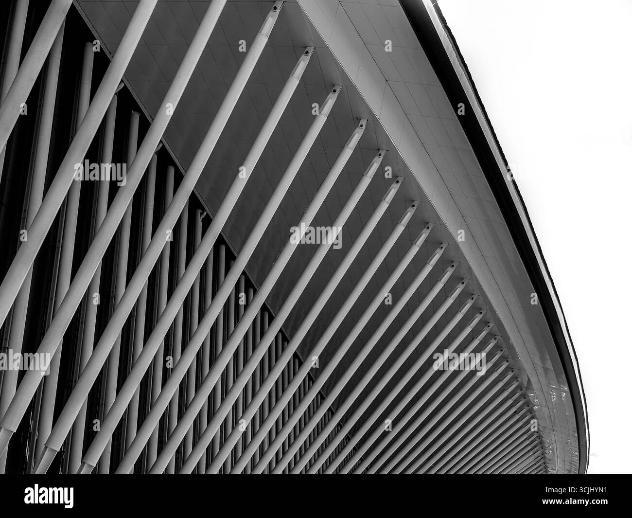 Buenos Aires, Argentina - 22 dicembre 2022: Dettagli architettonici moderni della facciata esterna dell'aeroporto internazionale di Ezeiza, Ministro Pistarini te Foto Stock