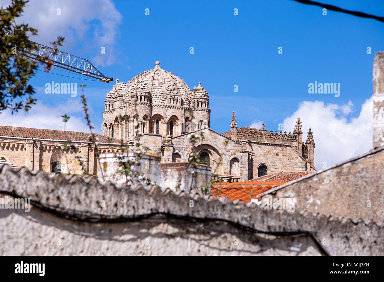 Cattedrale di Zamora nella città spagnola di Zamora, uno dei più importanti esempi di architettura romanica in Spagna Foto Stock