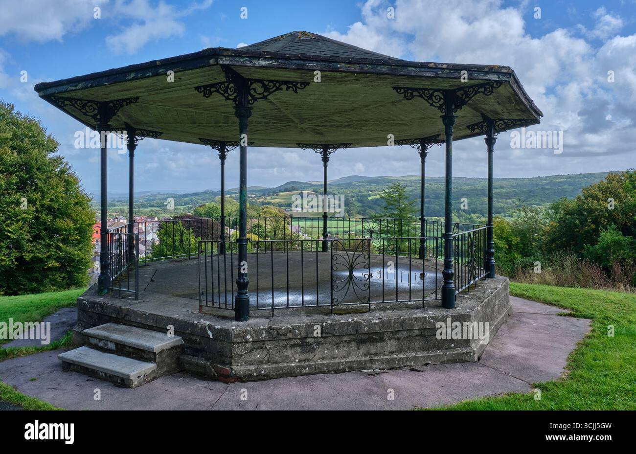 La tribuna a Penlan Park, Llandeilo, Carmarthenshire Foto Stock