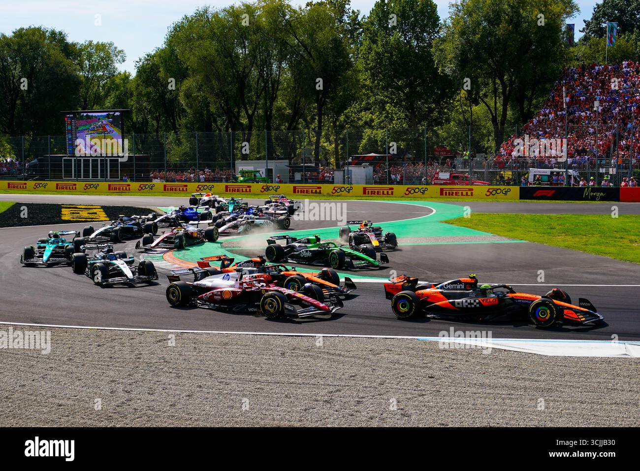 Monza, Italia. 7 settembre 2025. Partenza del circuito durante la Formula 1 Pirelli Gran Premio d'Italia 2025 sul circuito di Monza, Lombardia, Italia, dal 6 al 9 settembre 2025. 16° round del Campionato del mondo di Formula 1 FIA 2025. Crediti: Alessio De Marco | Avens-Images.com/Alamy Live News Foto Stock