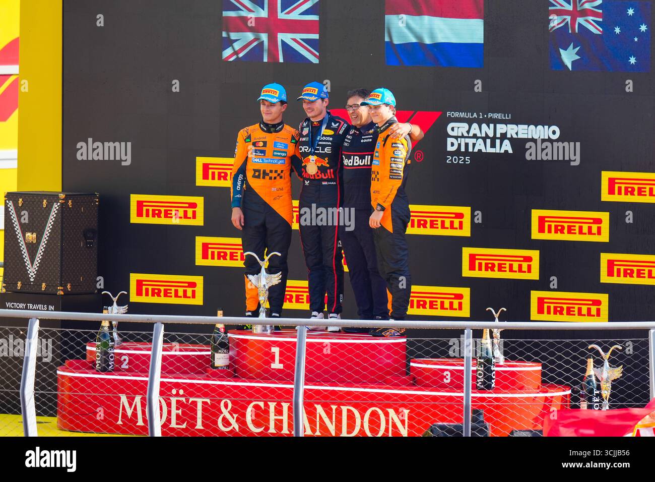 Monza, Italia. 7 settembre 2025. Podio della gara durante la Formula 1 Pirelli Gran Premio d'Italia 2025 sul circuito di Monza, Lombardia, Italia, dal 6 al 9 settembre 2025. 16° round del Campionato del mondo di Formula 1 FIA 2025. Crediti: Alessio De Marco | Avens-Images.com/Alamy Live News Foto Stock