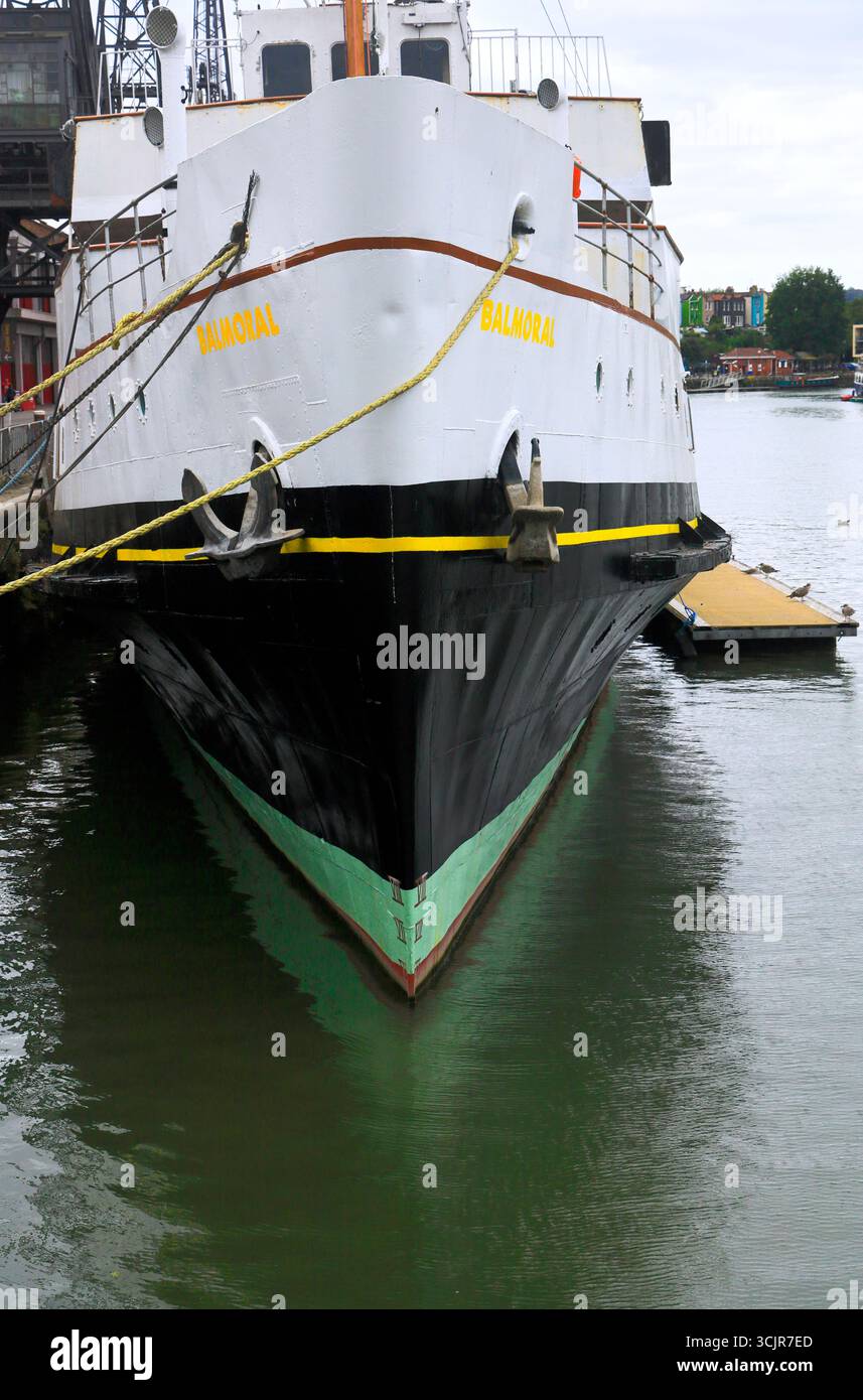 M.V. Balmoral ormeggiato a Princes Warf, Floating Harbour, Bristol Foto Stock