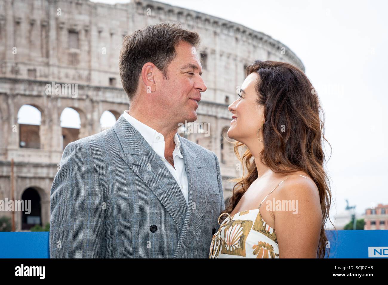 Roma, Italia, l'8 settembre 2025. Michael Weatherly e Cote de Pablo partecipano al photocall di “NCIS: Tony & Ziva” a Palazzo Manfredi. Crediti: Stefano Costantino TTL / Alamy Live News Foto Stock