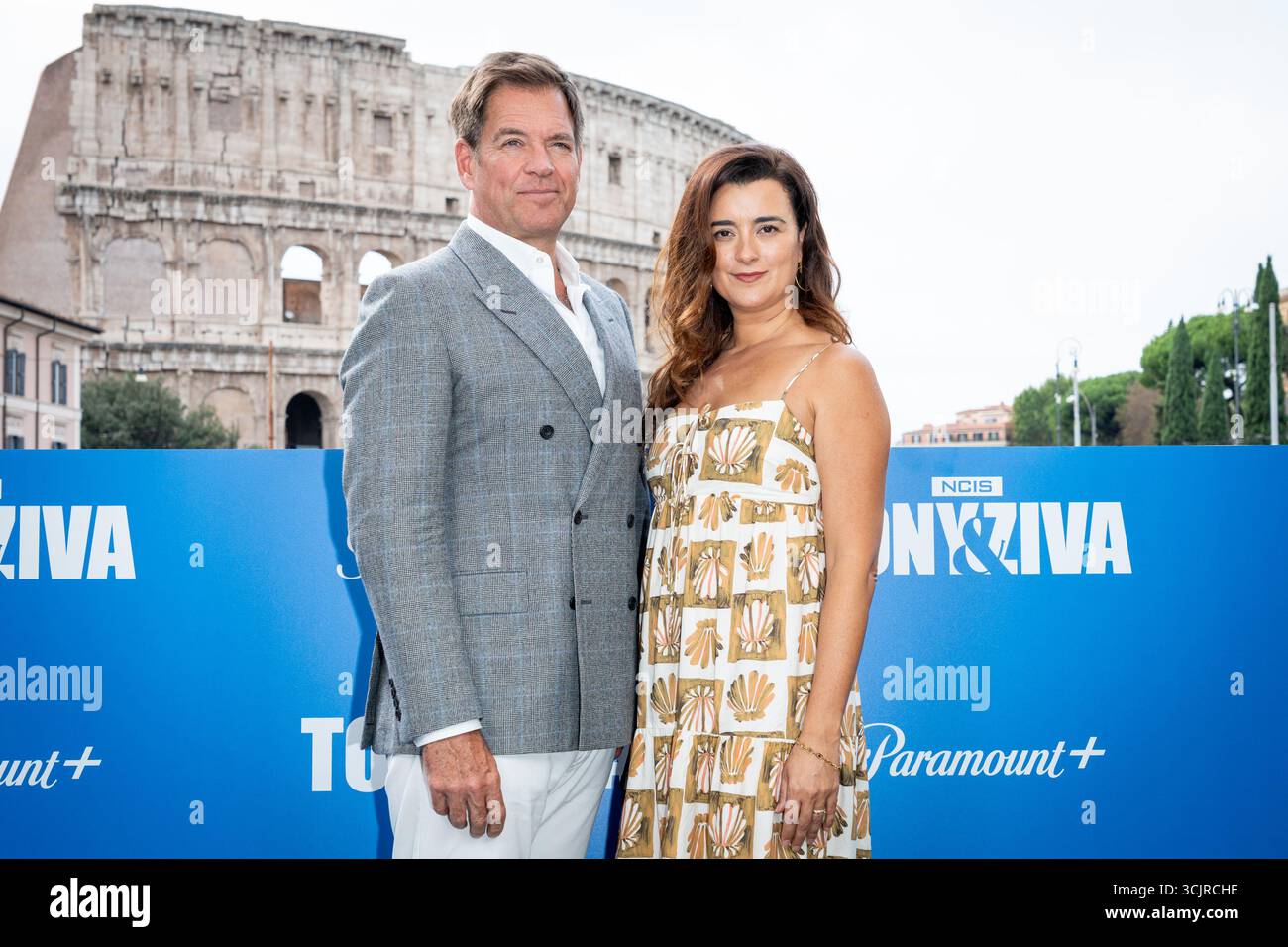 Roma, Italia, l'8 settembre 2025. Michael Weatherly e Cote de Pablo partecipano al photocall di “NCIS: Tony & Ziva” a Palazzo Manfredi. Crediti: Stefano Costantino TTL / Alamy Live News Foto Stock