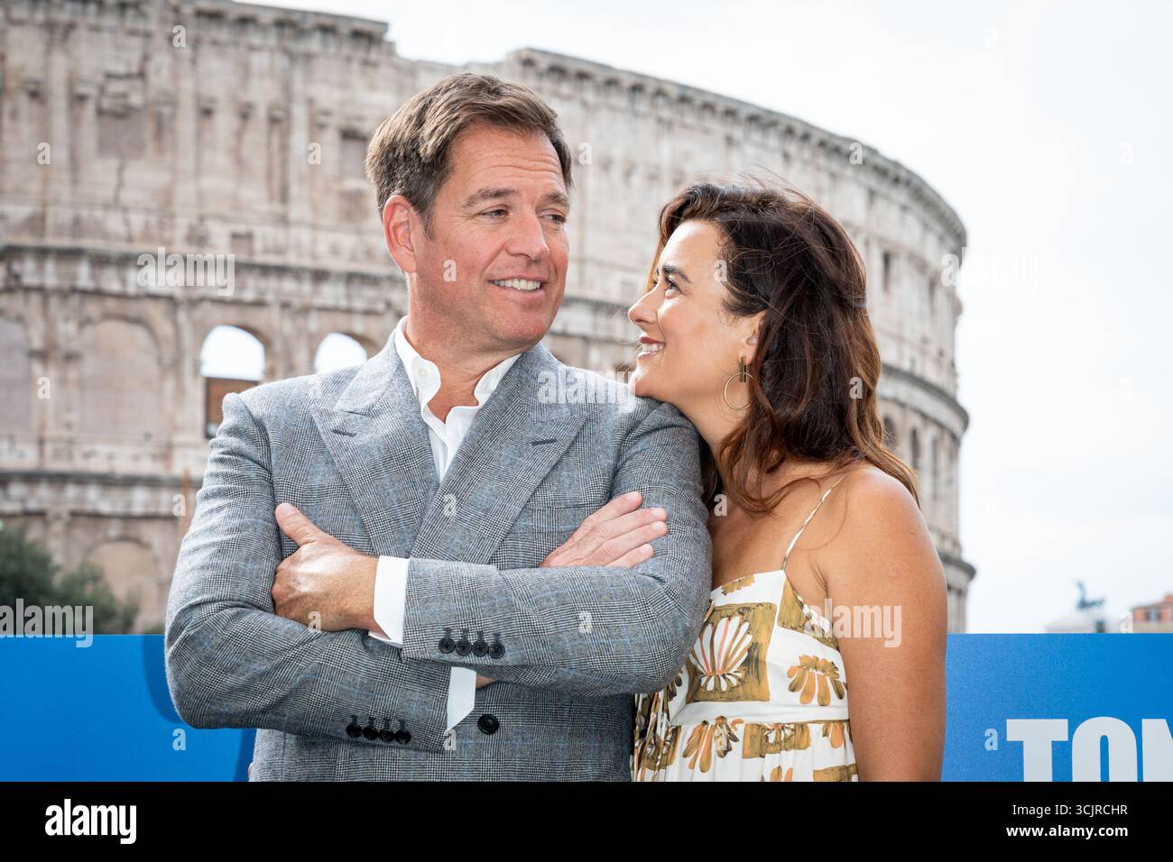 Roma, Italia, l'8 settembre 2025. Michael Weatherly e Cote de Pablo partecipano al photocall di “NCIS: Tony & Ziva” a Palazzo Manfredi. Crediti: Stefano Costantino TTL / Alamy Live News Foto Stock
