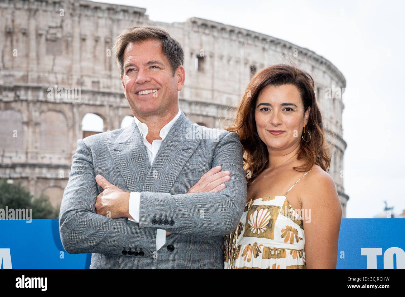 Roma, Italia, l'8 settembre 2025. Michael Weatherly e Cote de Pablo partecipano al photocall di “NCIS: Tony & Ziva” a Palazzo Manfredi. Crediti: Stefano Costantino TTL / Alamy Live News Foto Stock