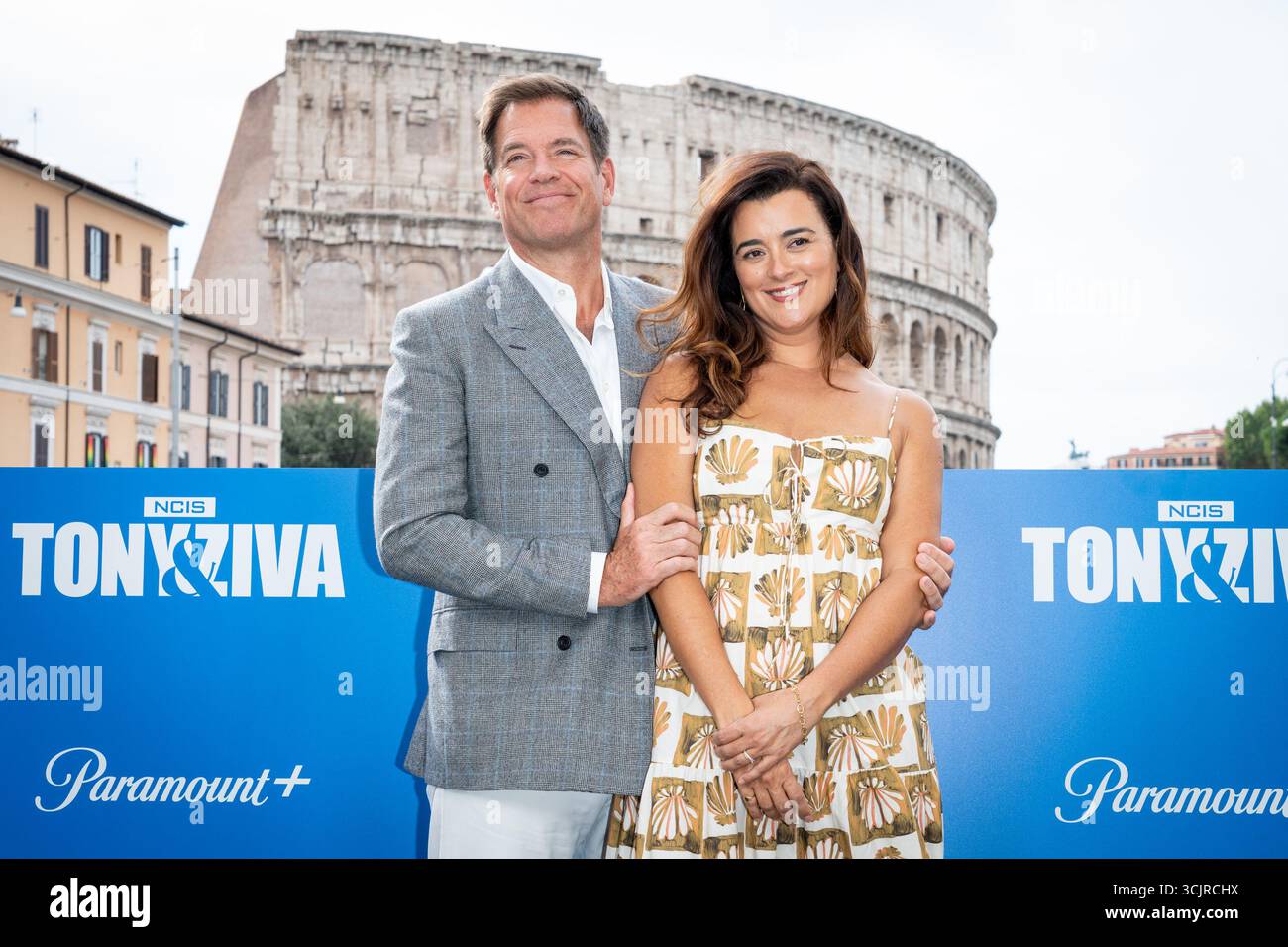 Roma, Italia, l'8 settembre 2025. Michael Weatherly e Cote de Pablo partecipano al photocall di “NCIS: Tony & Ziva” a Palazzo Manfredi. Crediti: Stefano Costantino TTL / Alamy Live News Foto Stock