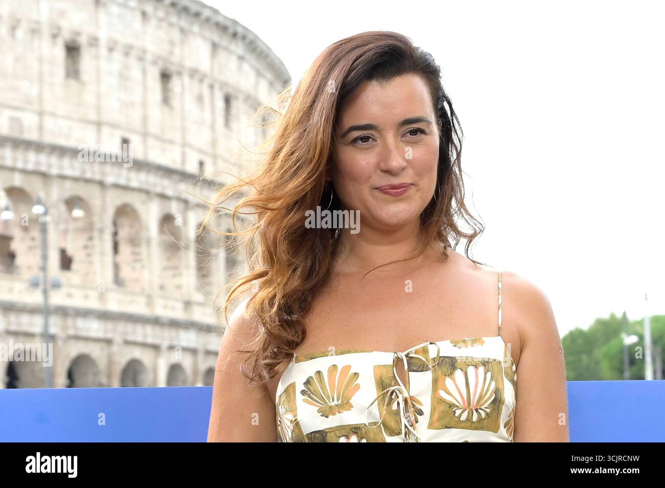Cote De Pablo beim Photocall zur Paramount serie NCIS: Tony & Ziva auf der Terasse des Palazzo Manfredi. ROM, 08.09.2025 *** Cote De Pablo al photocall della serie Paramount NCIS Tony Ziva sulla terrazza di Palazzo Manfredi Roma, 08 09 2025 foto:XA.XM.xTinghinox/xFuturexImagex ncis 5951 Foto Stock