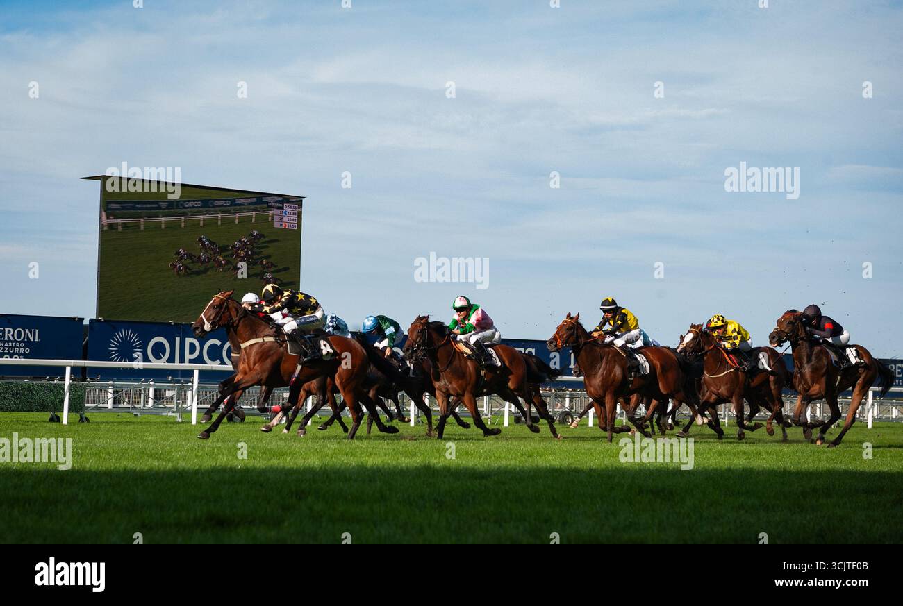 Woolhampton e Hector Crouch vincono la Tote UK handicap. Crediti JTW equine Images / Alamy Foto Stock