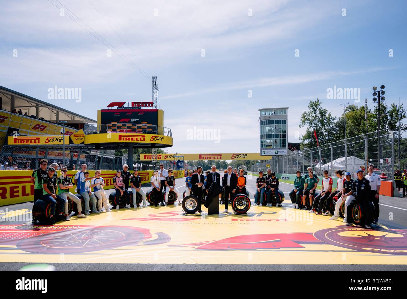 Pirelli 500 GP piloti foto durante il Gran Premio di Formula 1 Pirelli 2025 dâ??Italia, Gran Premio d'Italia 2025, 16° round del Campionato del mondo di Formula 1 2025 FIA dal 5 al 7 settembre 2025 sull'autodromo Nazionale Monza, a Monza, Italia Foto Stock