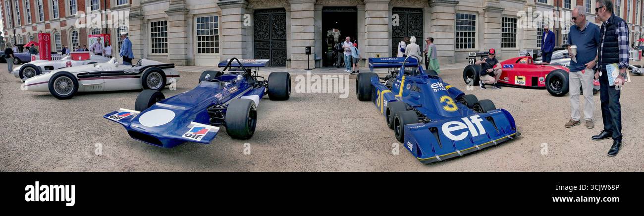 75 anni di gare di Formula 1 al Concorso di eleganza 2025 di Hampton Court Palace Londra Regno Unito Foto Stock