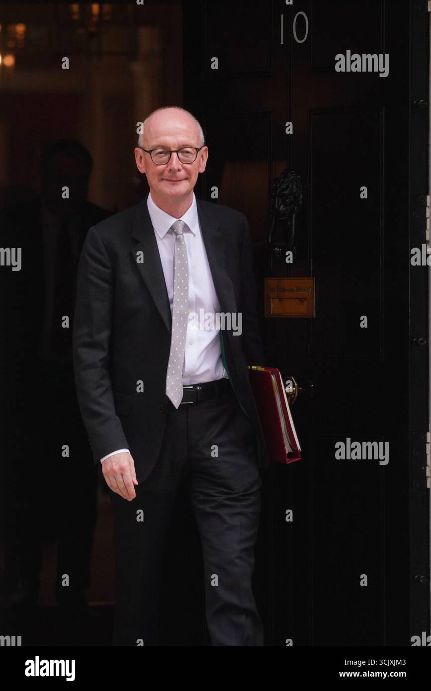 Londra, Regno Unito. 9 settembre 2025. Pat McFadden, Ministro delle relazioni intergovernative e Segretario di Stato per il lavoro e le pensioni. Lascia 10 Downing Street dopo la prima riunione di gabinetto dal rimpasto . Crediti: amer ghazzal/Alamy Live News Foto Stock
