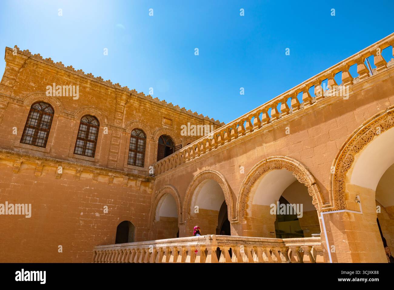 Edificio del Museo Mardin di giorno. Mardin Turchia - 6.27.2025 Foto Stock