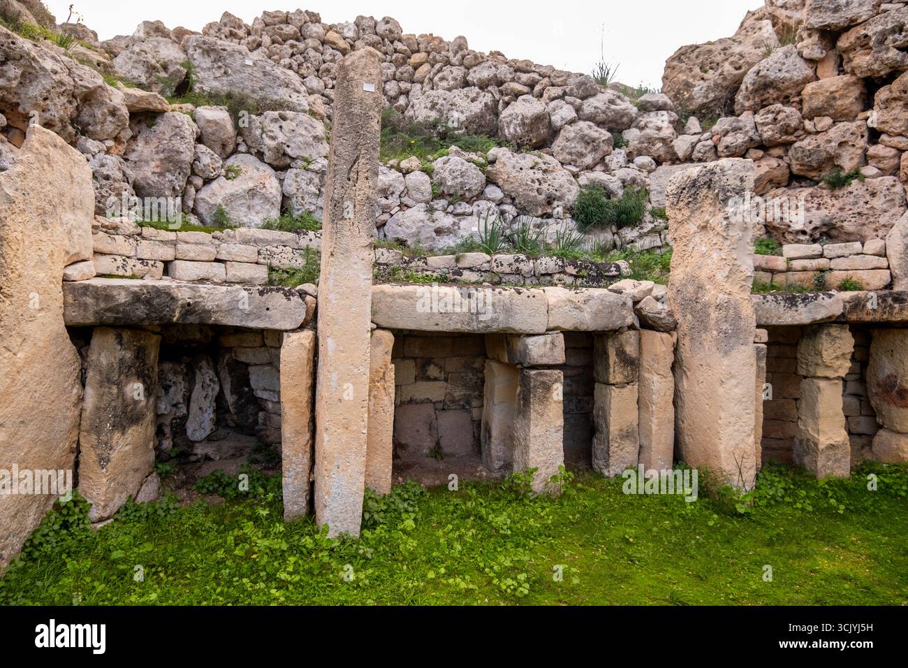 Antichi e panoramici templi megalitici di Ġgantija a Gozo, Malta Foto Stock