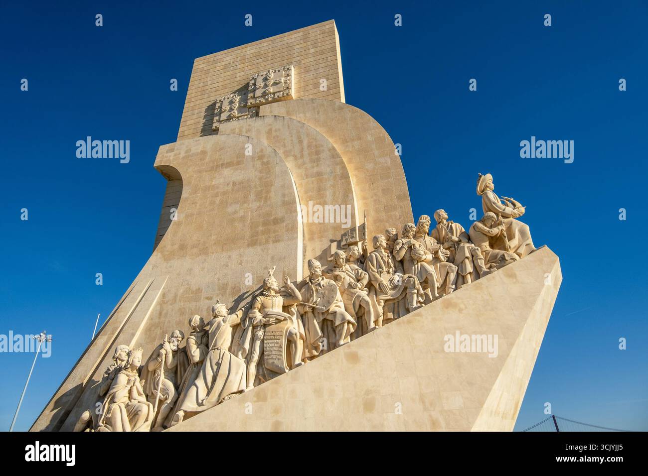 Lisbona, Portogallo - 1° gennaio 2025 - Monumento alle scoperte a Belém. Foto Stock