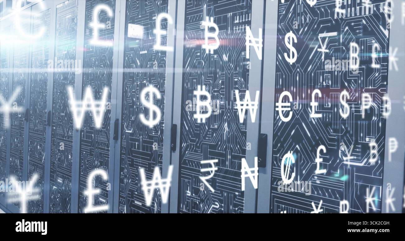 Rack illuminanti che rivelano circuiti in data center, LED, simboli di valuta fluttuante, luce parassita della lente Foto Stock