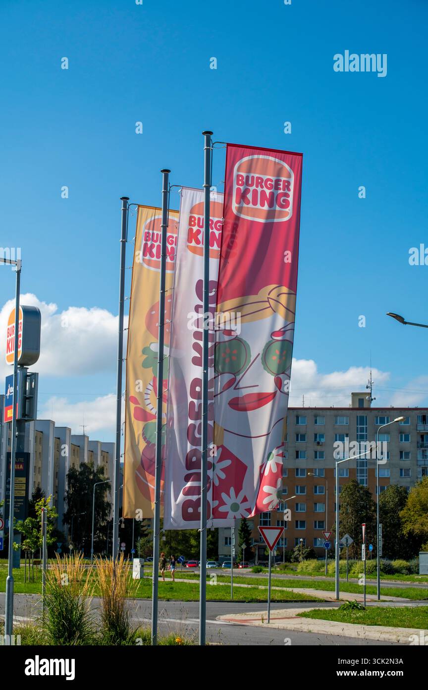 Zvolen, Slovacchia - 7 settembre 2025: Ristorante fast food Burger King esterno. Burger King è una catena multinazionale americana di hamburger fast f Foto Stock