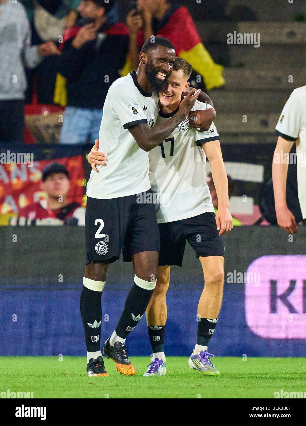 Florian Wirtz della Germania segna, tira goal, Tor, Treffer, Torschuss, 3-1, celebra il suo obiettivo, felice, ridere, festeggiare, nella partita di qualificazione alla Coppa del mondo FIFA 2026 GERMANIA - IRLANDA DEL NORD nella stagione 2025/2026 del 7 settembre 2025 a Colonia, Germania. Fotografo: Peter Schatz Foto Stock