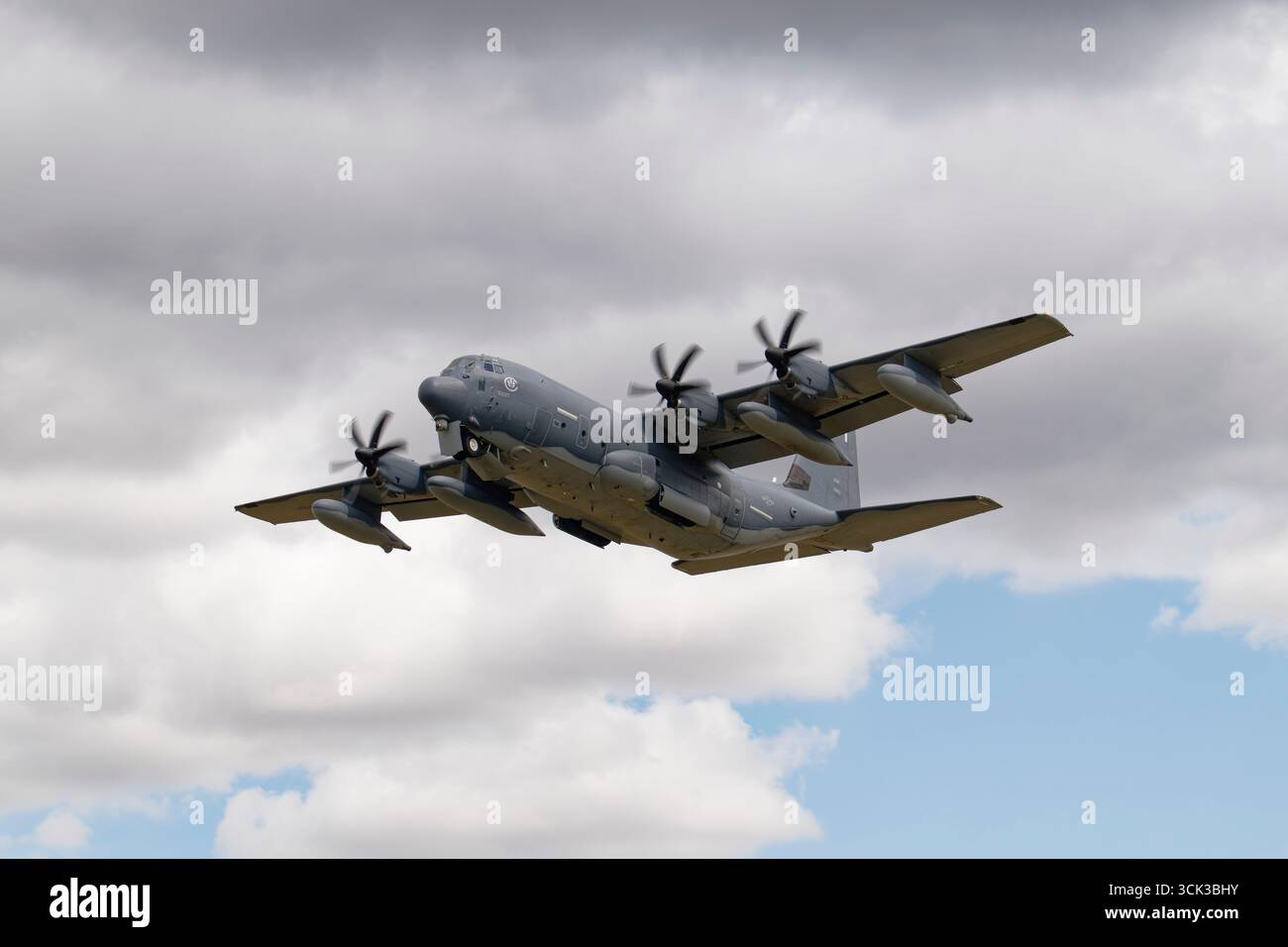 Lockheed MC-130J Commando II trasporto militare dello United States Air Force 67th Special Operations Squadron con base a RAF Mildenhall nel Regno Unito Foto Stock
