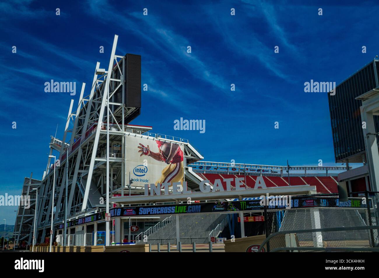 Levi Stadium, sede della squadra di football dei San Francisco 49ers a Santa Clara, California, sede dei Superbowl 2016 50 e 60 Foto Stock