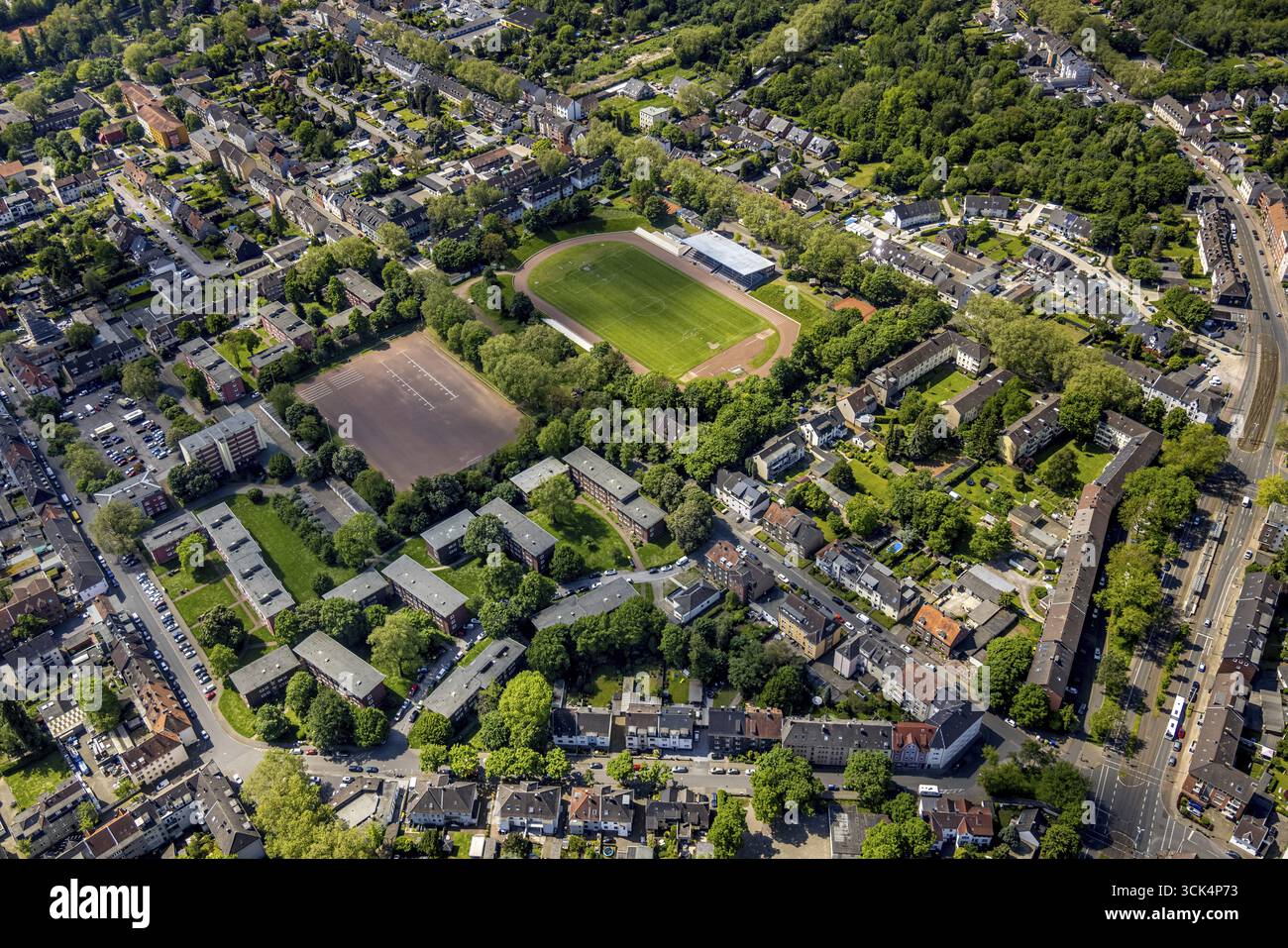 Vista aerea, Fuerstenbergstadion, AFC Gelsenkirchen Devils, Horst, Gelsenkirchen, regione della Ruhr, Renania settentrionale-Vestfalia, Germania, Germania, Germania, Europa, foto aerea Foto Stock