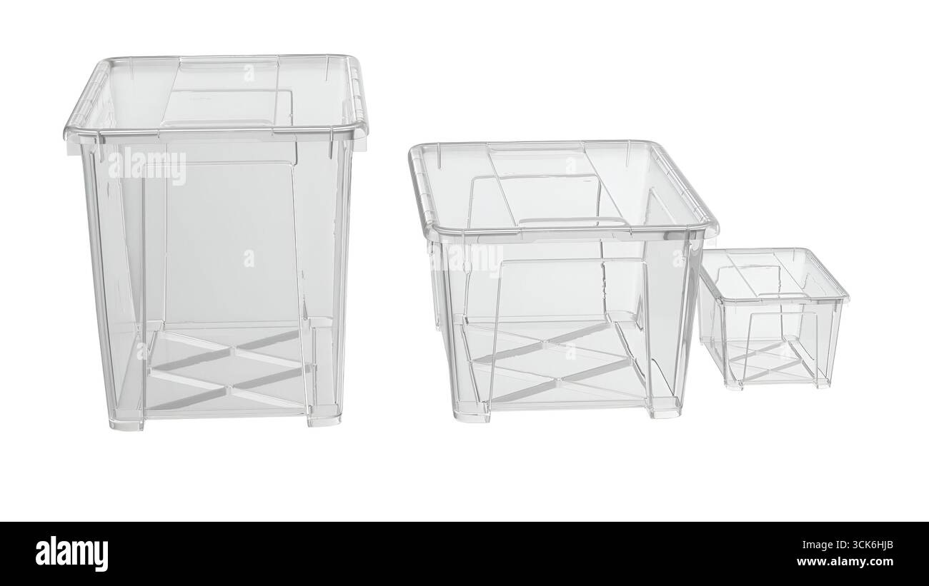 Un set di tre contenitori di stoccaggio in plastica trasparente di varie dimensioni, progettati per organizzare e conservare gli articoli. Foto Stock