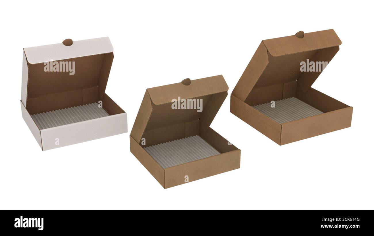 Un set di tre scatole aperte in diversi colori, progettate per l'imballaggio o la conservazione. Foto Stock
