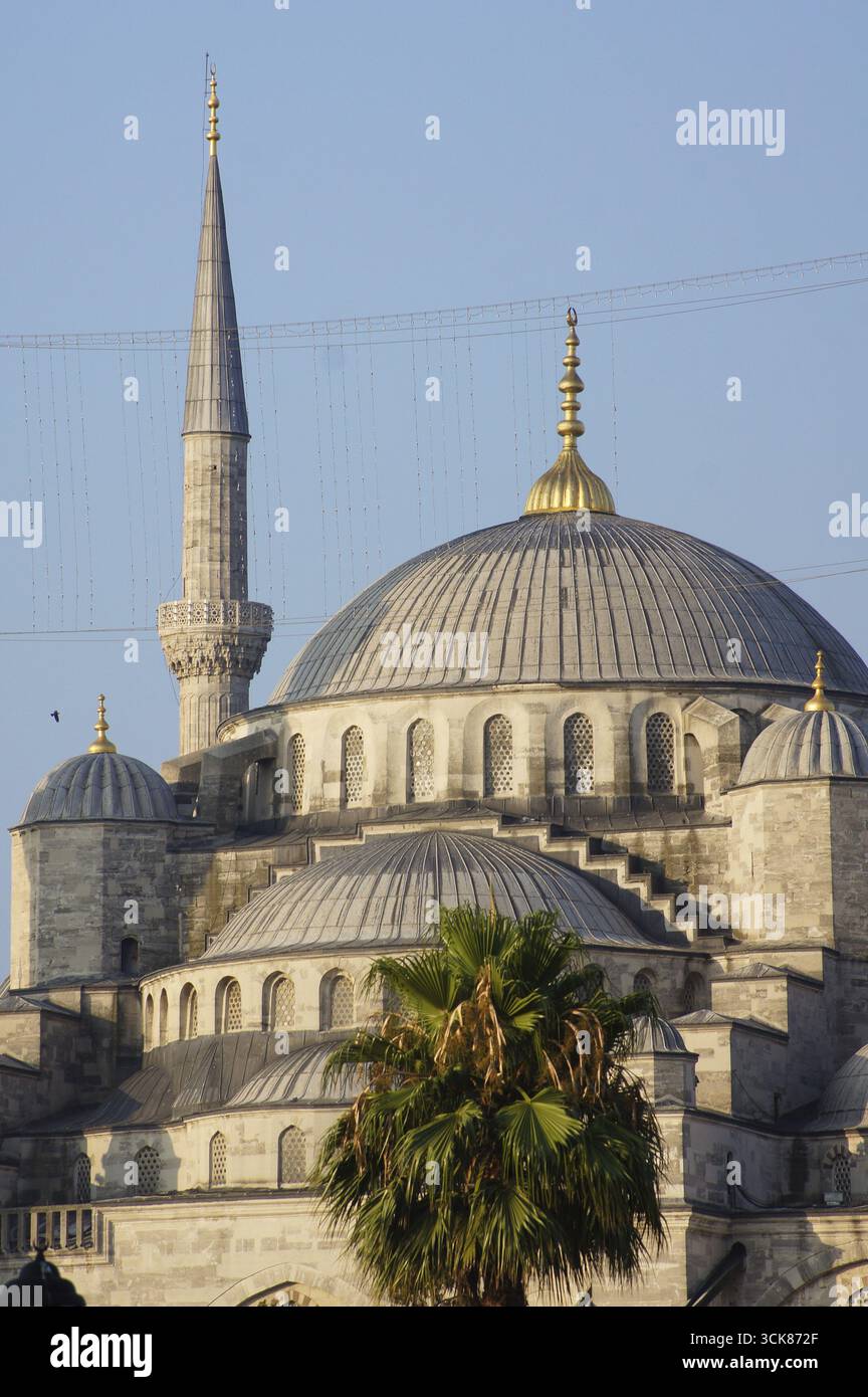 La moschea più famosa della città turca di Istanbul - Moschea Blu nell'area di Sultanakhmet Foto Stock